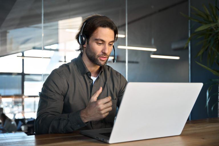 Lead Generation vs Demand Generation: The Key Differences